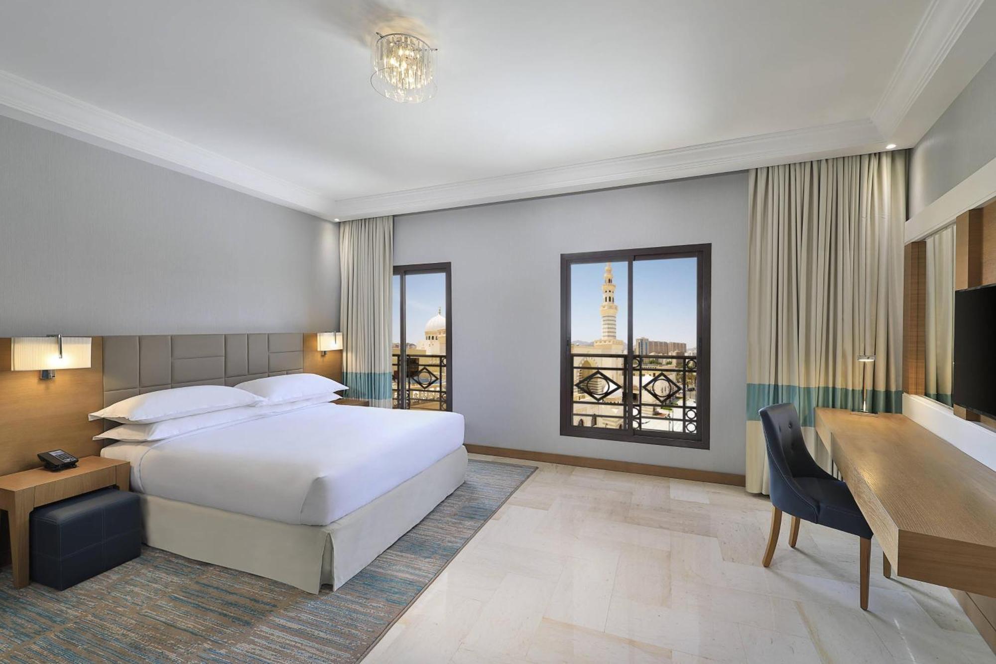 Four Points By Sheraton Makkah Al Naseem Mecca Exterior photo Room at the hotel